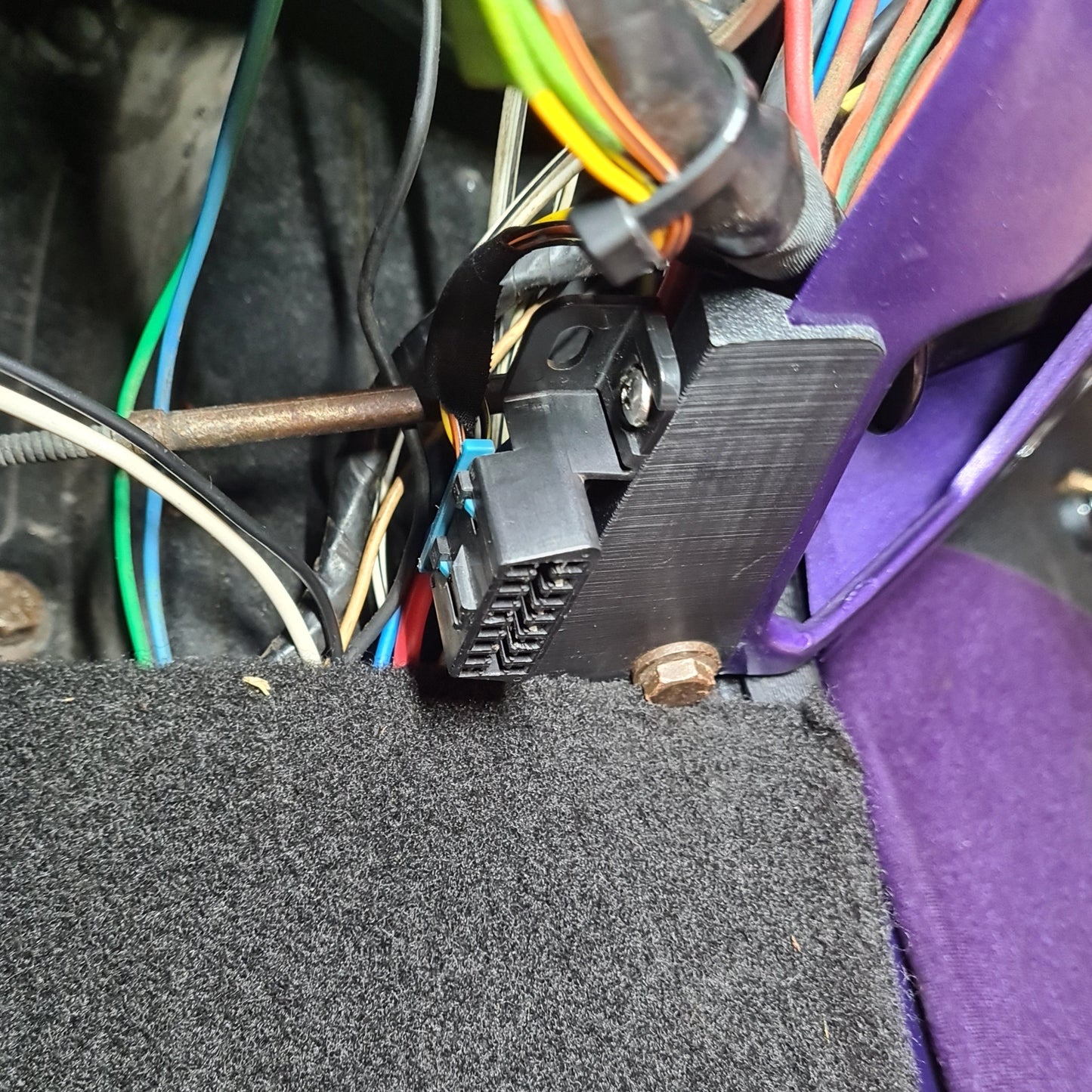 Holden HQ OBD2 Plug Support